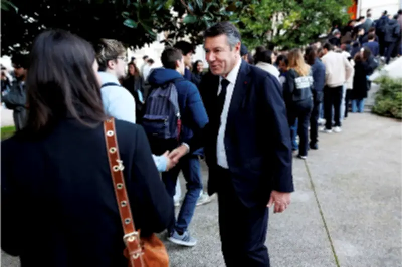Nice : une tête de porc et une étoile jaune découvertes chez Christian Estrosi