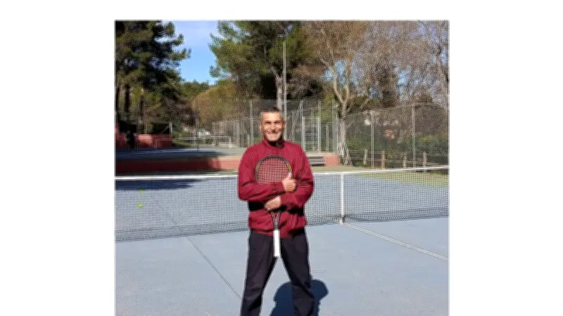 Nîmes : Frédéric Azzopardi lance son académie de tennis Plaisir égal Progrès