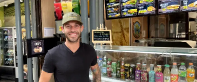 Nîmes : un restaurateur offre des casquettes aux non-bacheliers pour dédramatiser l'échec