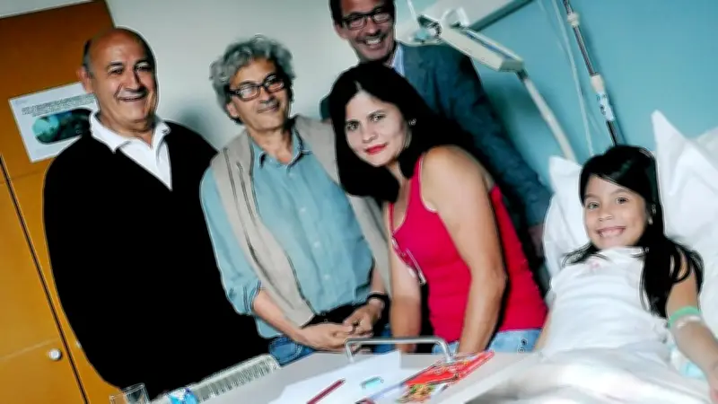 À Nîmes, une chaîne de solidarité opère une enfant bolivienne pour lui redonner la marche