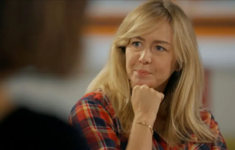 Énora Malagré dénonce l'injonction à la maternité dans un documentaire poignant