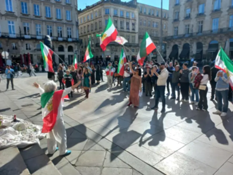 Norouz à Bordeaux : célébration persane teintée de protestation contre le régime iranien