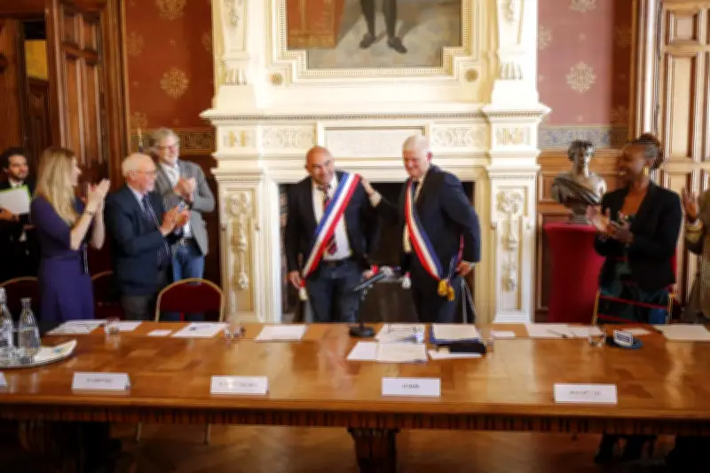 Olivier Falorni élu maire de La Rochelle avec 40 voix sur 47