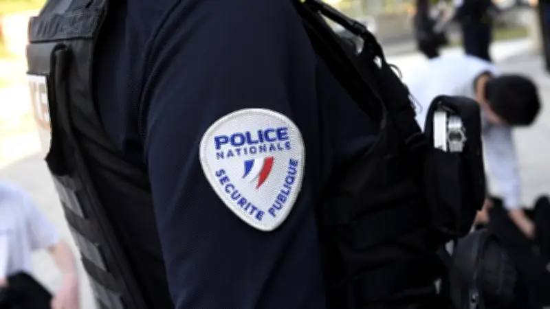 Opération de contrôle policier massive devant le collège Taisson d'Alès