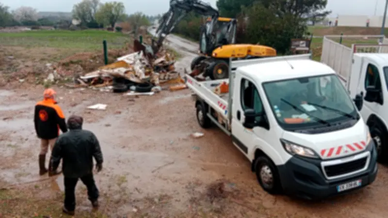 Opération Nature Propre : les chasseurs de Pignan débarrassent plus de 100 m³ de déchets