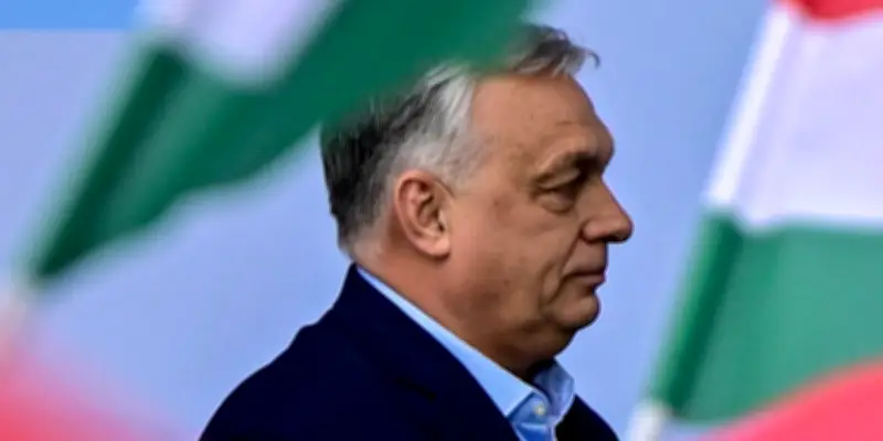Orban menace de réduire les livraisons de gaz hongrois vers l'Ukraine
