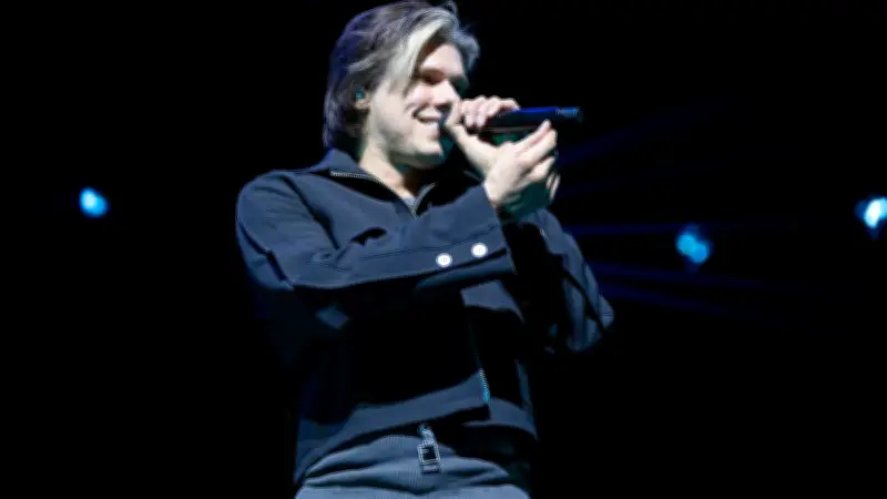 Orelsan enflamme la Sud de France Arena devant 10 000 spectateurs