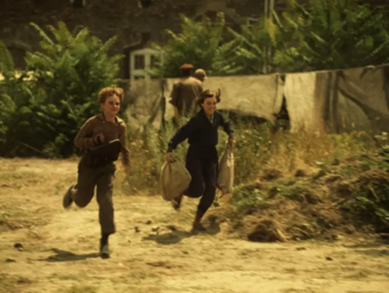 « Orphelin » de Laszlo Nemes : un film ambitieux mais étouffant sur l'après-guerre