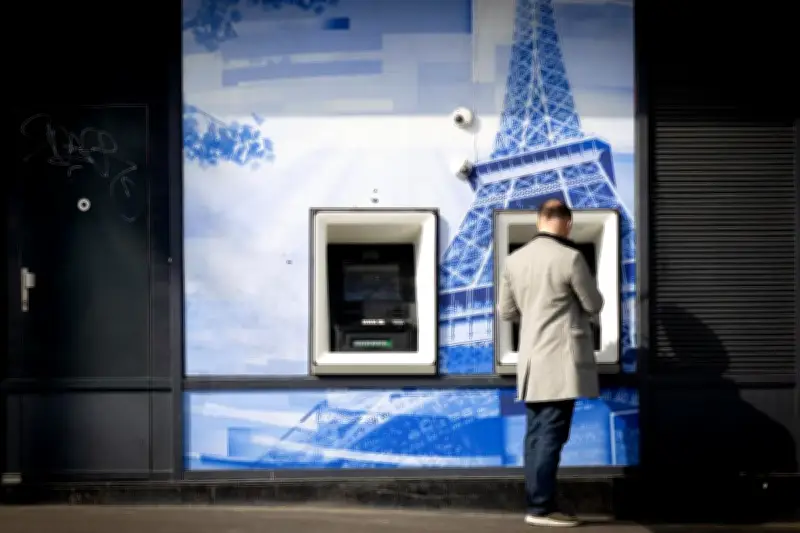 Paranoid Finance : comment les complotistes éclairent notre rapport à l'argent