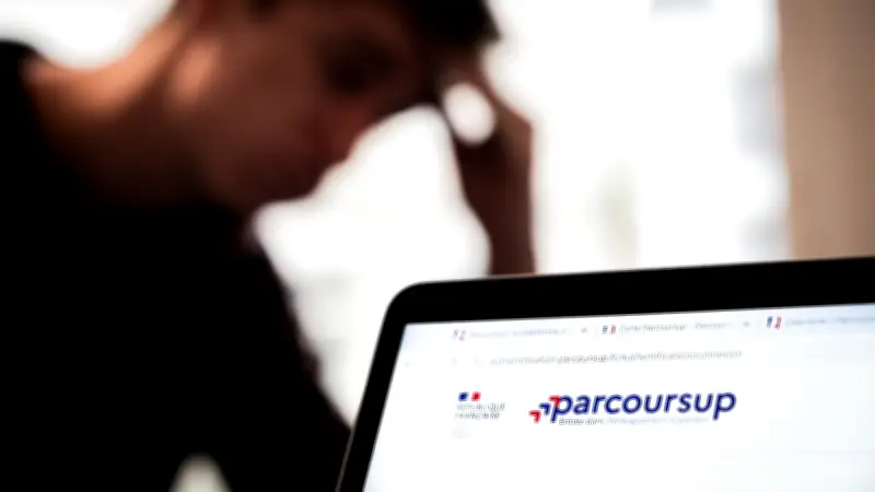 Parcoursup 2026 : huit ans après, l'angoisse persiste pour lycéens et parents face à la plateforme