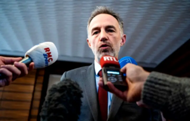 Paris : le nouveau maire relance la vente du Parc des Princes au PSG