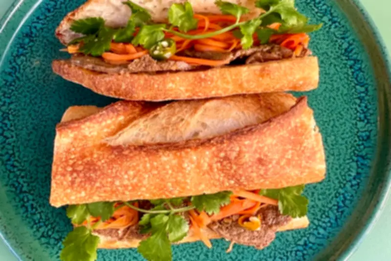 Paris : Où déguster les meilleurs bánh mì et desserts au pandan ?