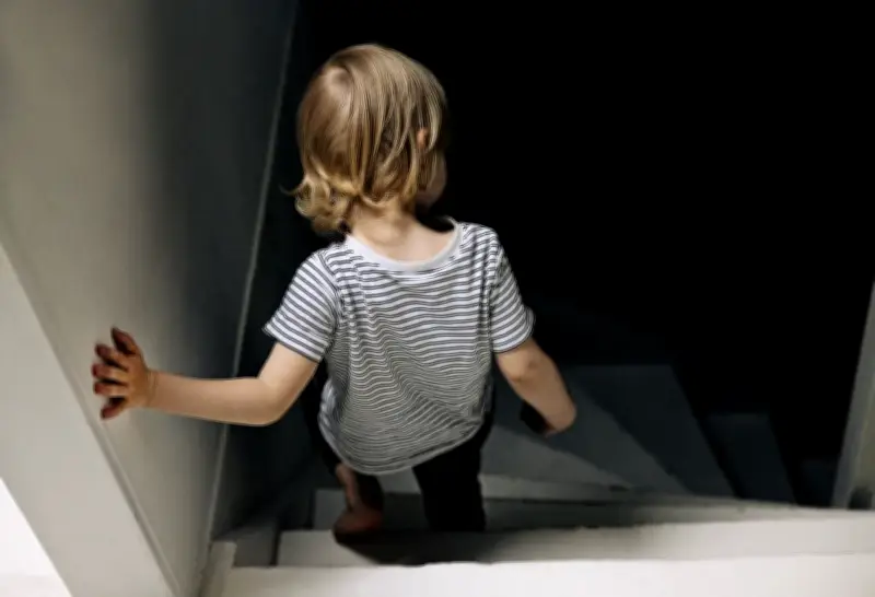 Paris : trois plaintes pour viol contre un animateur périscolaire d'une maternelle