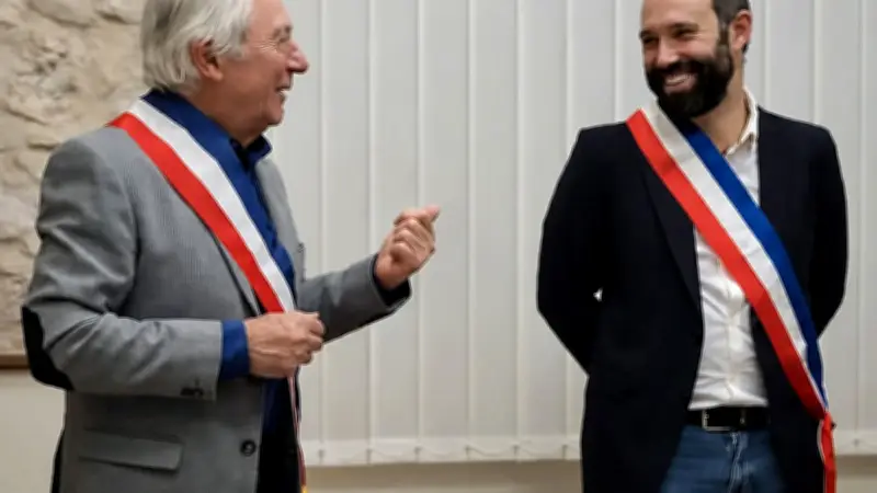 Passation de pouvoir à Parignargues : Benjamin Brunel succède à Ivan Couderc