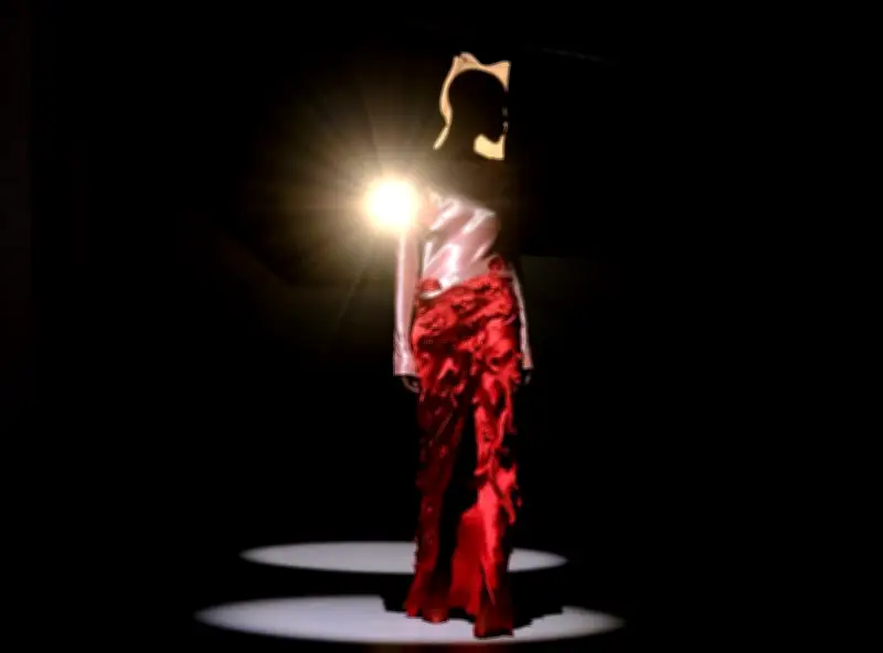 Paul Billot, le jeune créateur de la génération IA qui révolutionne la Fashion Week de Paris