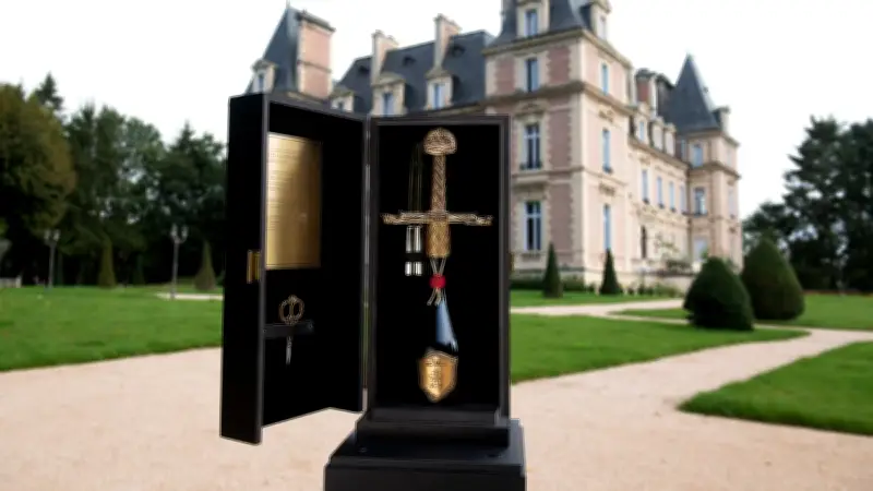 Paul Hartwood : l'art contemporain réinvente le champagne pour une dégustation d'exception