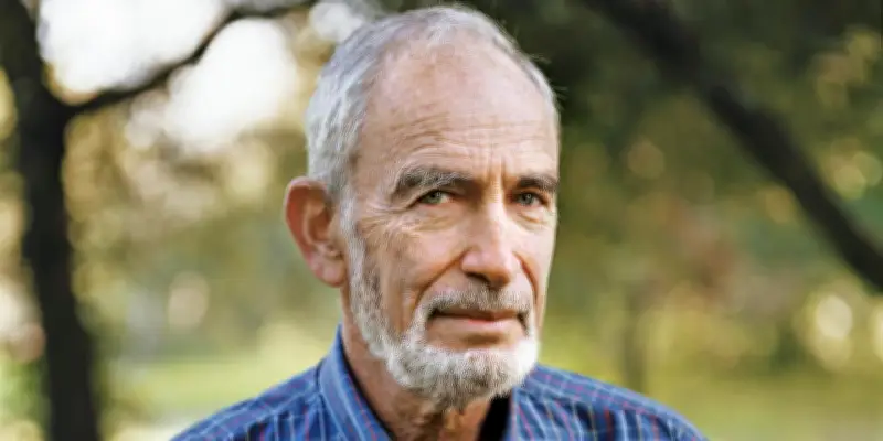 Paul R. Ehrlich, biologiste et auteur de « La Bombe P », s'est éteint