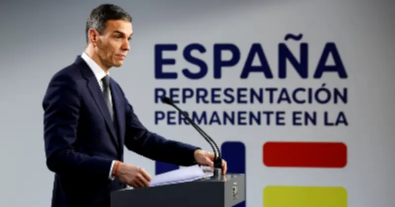 Pedro Sanchez, le 'No a la guerra' et la stratégie d'une gauche européenne en quête de marqueur