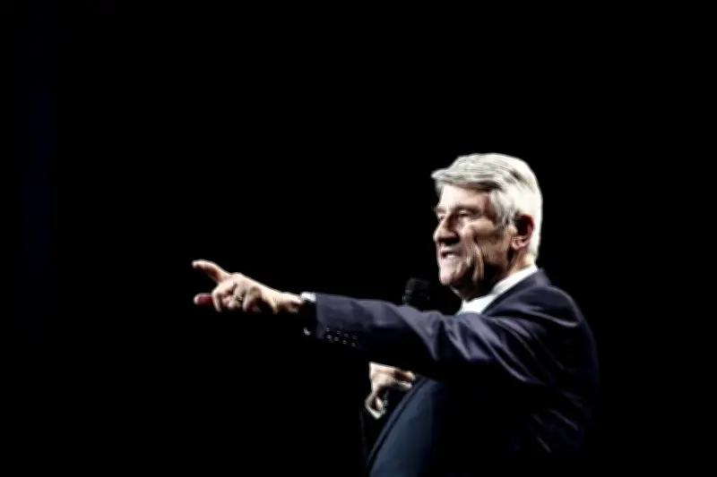 Philippe de Villiers projetait un Puy du Fou iranien en 2016, révélations surprenantes