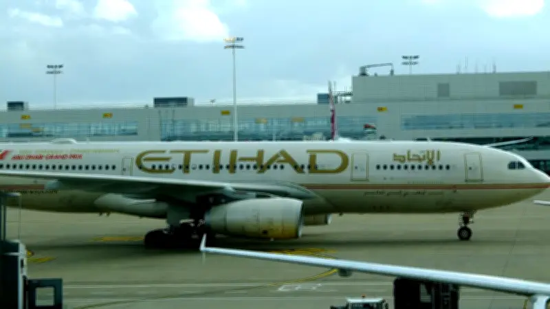 Pilote montpelliérain bloqué à Abou Dhabi : "Des avions militaires tournaient toute la nuit"