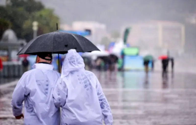 Pluie à Nice : des bulletins de vote endommagés, réimpression en urgence pour les municipales