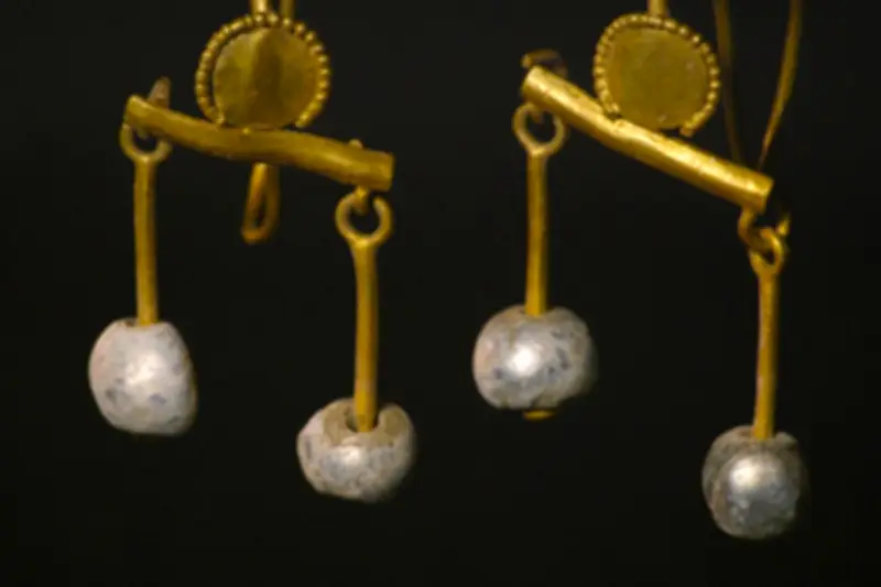 Pompéi révèle ses trésors : le documentaire sur la femme aux bijoux dévoile des secrets enfouis