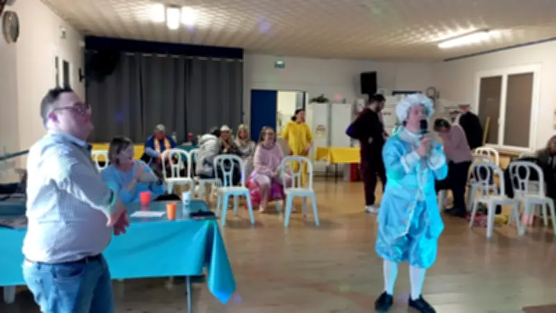 Pomérols : un karaoké carnavalesque illumine la journée des élections municipales