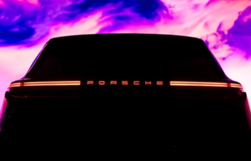 Porsche revient sur son électrification : le SUV K1 abandonne le 100% électrique