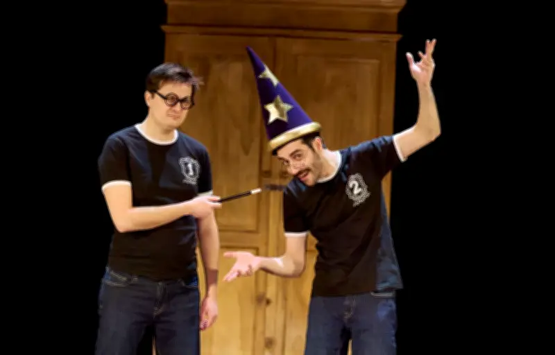 Potted Potter au Gymnase : comment la parodie d'Harry Potter séduit les fans français