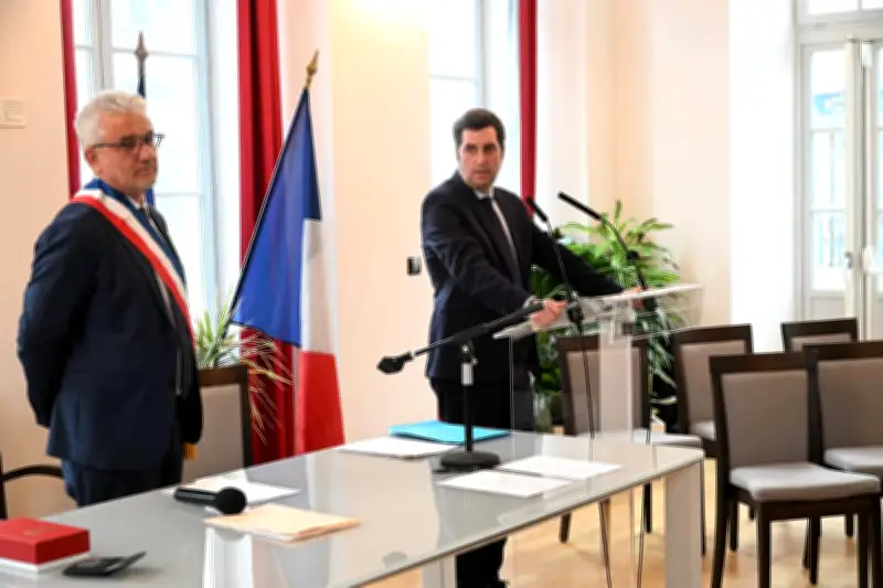 Périgueux : l'ancien maire Lavitola dessine les contours d'une opposition constructive