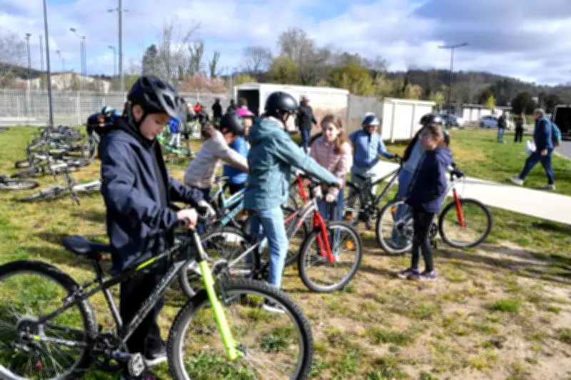 Périgueux mobilise 140 élèves pour une journée vélo éducative avant le Tour de France 2026