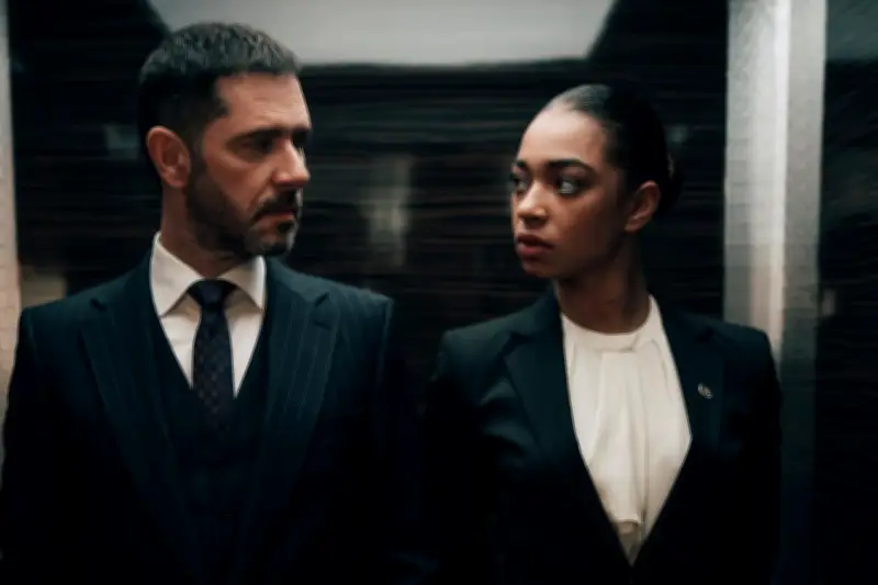 « Privilèges » sur HBO Max : Poupaud et Bresch dans un thriller de luxe au palace