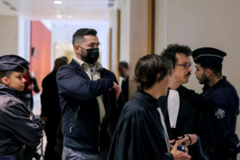 Procès Athanor : francs-maçons, militaires et fausse espionne jugés pour une affaire criminelle rocambolesque