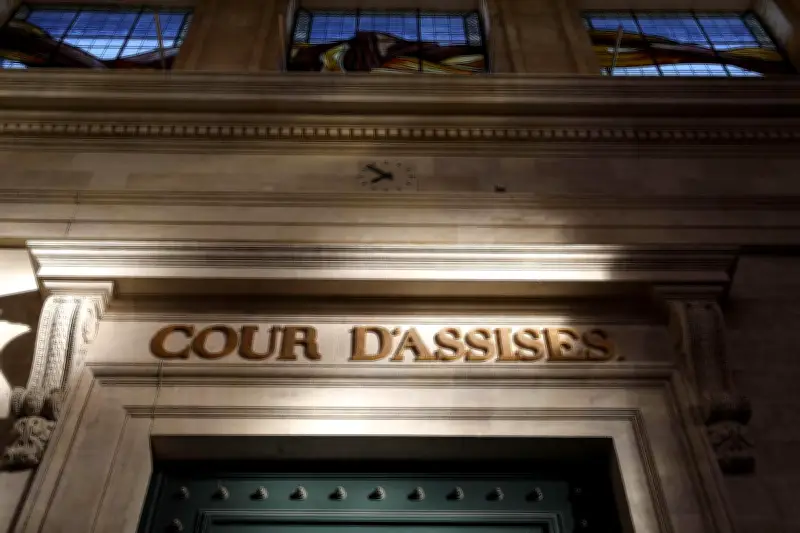 Procès historique à Paris : une loge maçonnique au cœur d'un réseau criminel