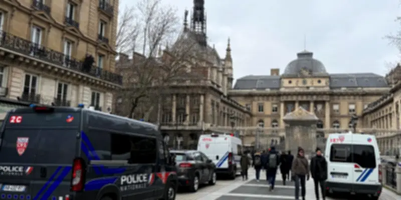 Procès Samuel Paty en appel : peines allégées pour trois accusés, la cour croit leur version