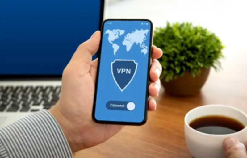 Protégez votre smartphone avec un VPN : guide complet pour naviguer en sécurité