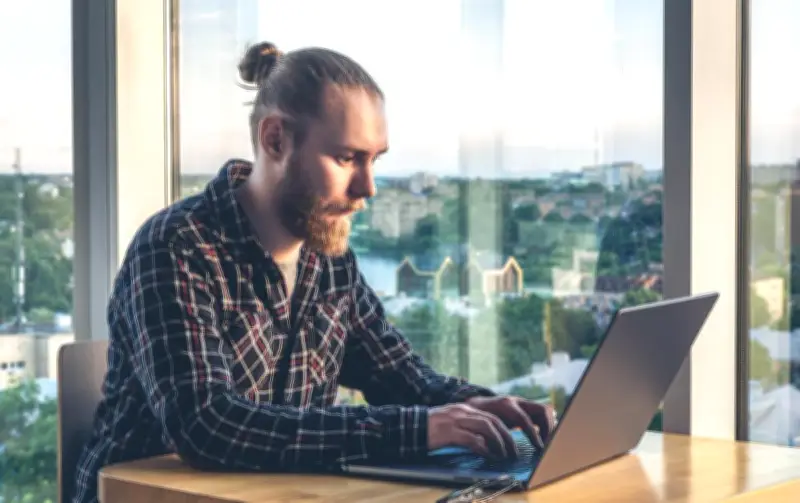 Proton VPN : l'offre à 2,99 €/mois pour une confidentialité maximale en ligne