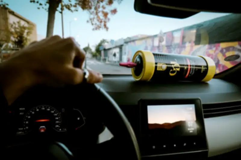 Protoxyde d'azote : les acteurs de terrain prônent une approche globale au-delà de la répression