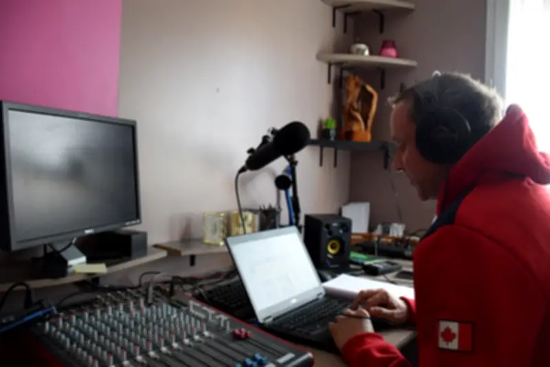 Radio for Peace International diffuse l'espoir en Iran depuis un village girondin