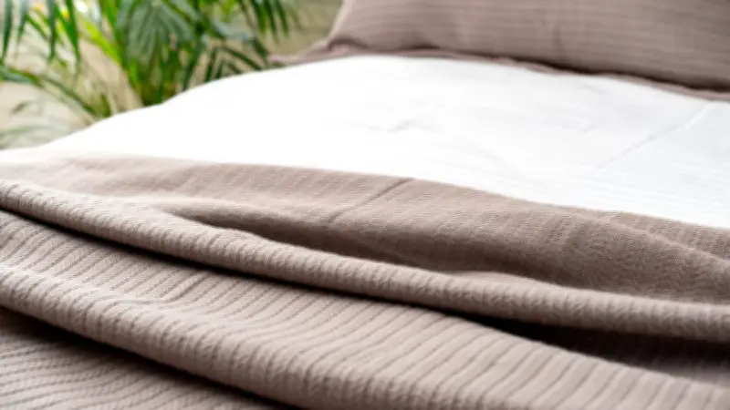 Rappel urgent : des parures de lit Lidl contiennent une substance chimique dangereuse