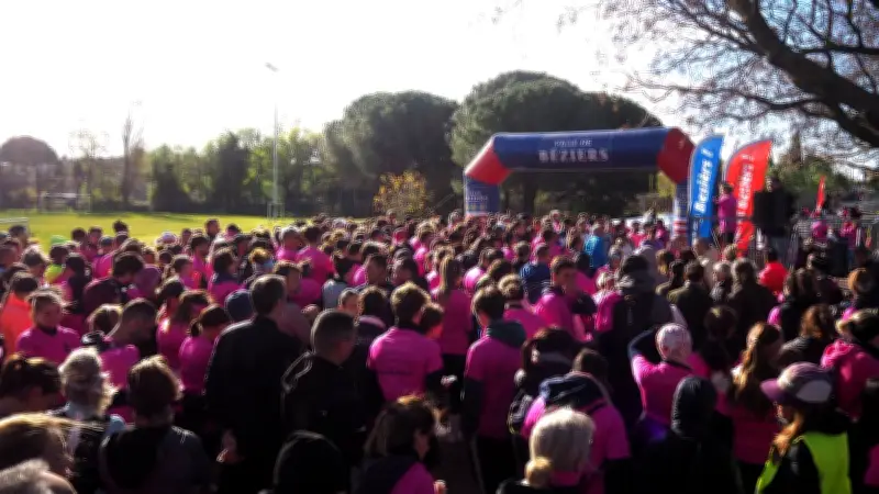 Record de participation pour la course des femmes à Béziers : 2 600 coureurs mobilisés