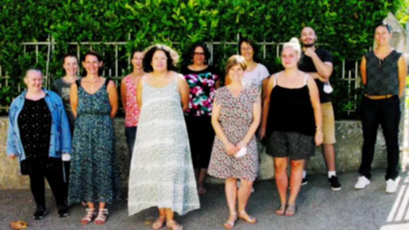 Rentrée scolaire à Saint-Julien-de-Peyrolas : 180 écoliers et une 8e classe inaugurée