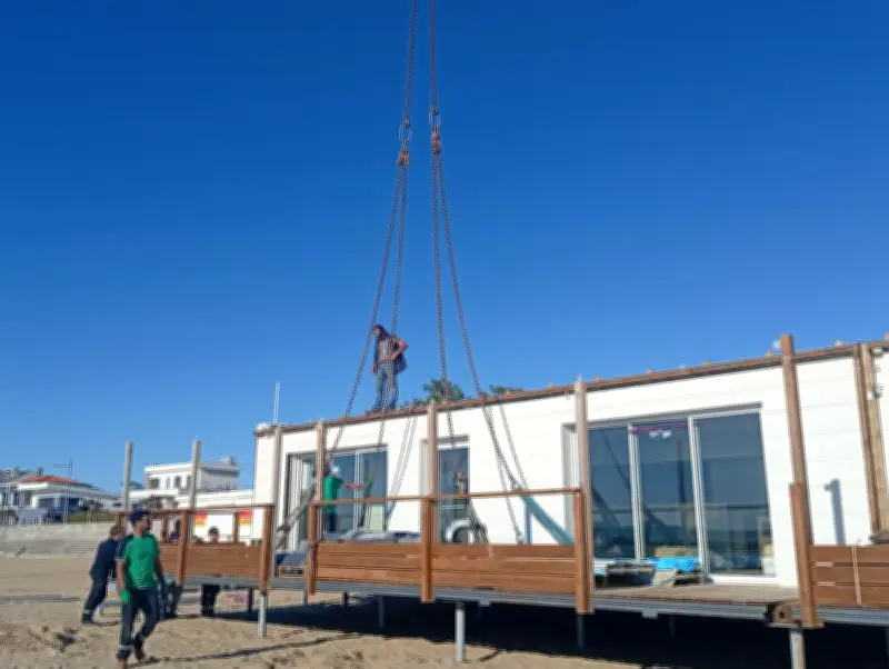 Restaurants de plage à Saint-Georges-de-Didonne : le combat annuel contre le démontage hivernal