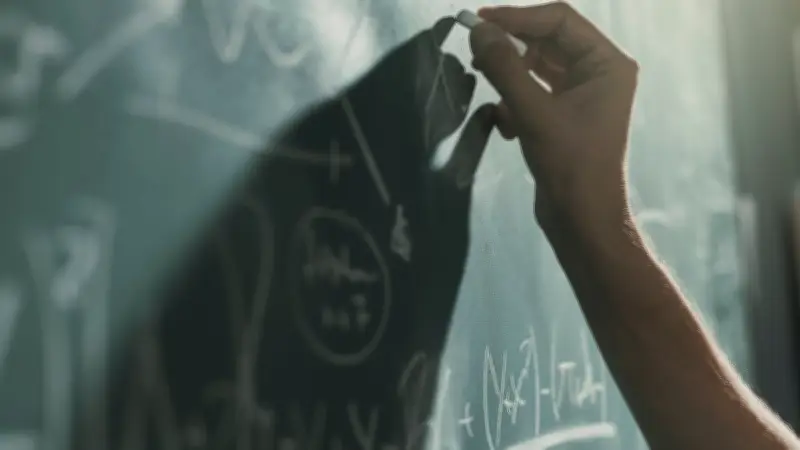 Réforme du concours enseignant 2026 : les premiers examens à bac +3 débutent