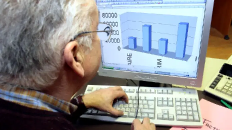 Réforme du cumul emploi-retraite : restrictions dès 2027, avantage complet à 67 ans