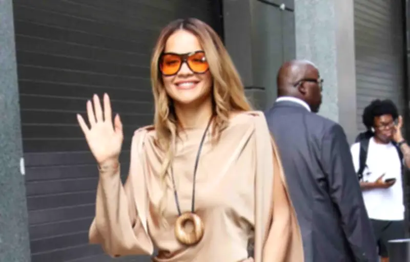 Rita Ora révèle avoir congelé ses ovocytes à 24 et 27 ans sur conseil médical