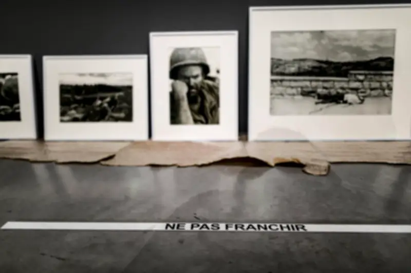 Rétrospective Gilles Caron au Parvis : l'hommage à un géant du photoreportage
