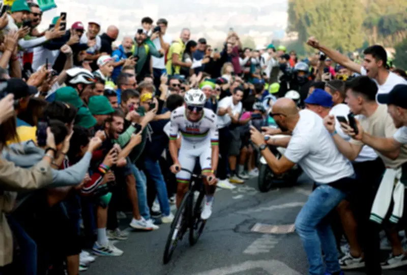 Rugby et cyclisme au programme : Paloise à La Rochelle, Pogacar vise Milan-San Remo