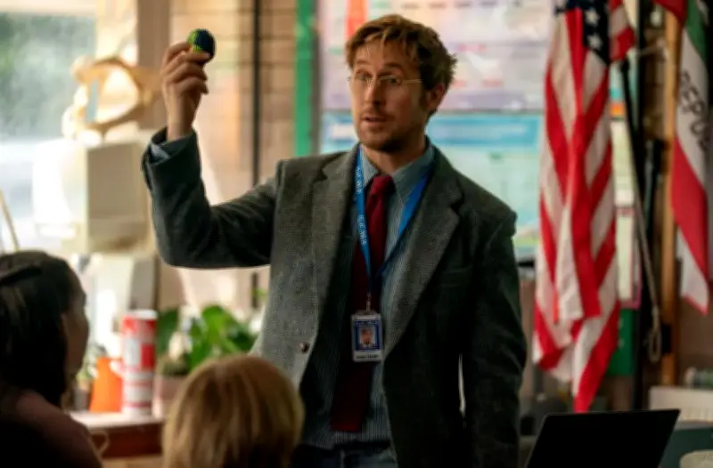 Ryan Gosling incarne un professeur dans l'espace pour sauver l'humanité dans 'Projet dernière chance'