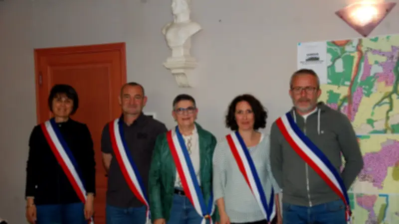 Sabran : Sylvie Nicolle réélue maire, le conseil municipal installé dans l'enthousiasme